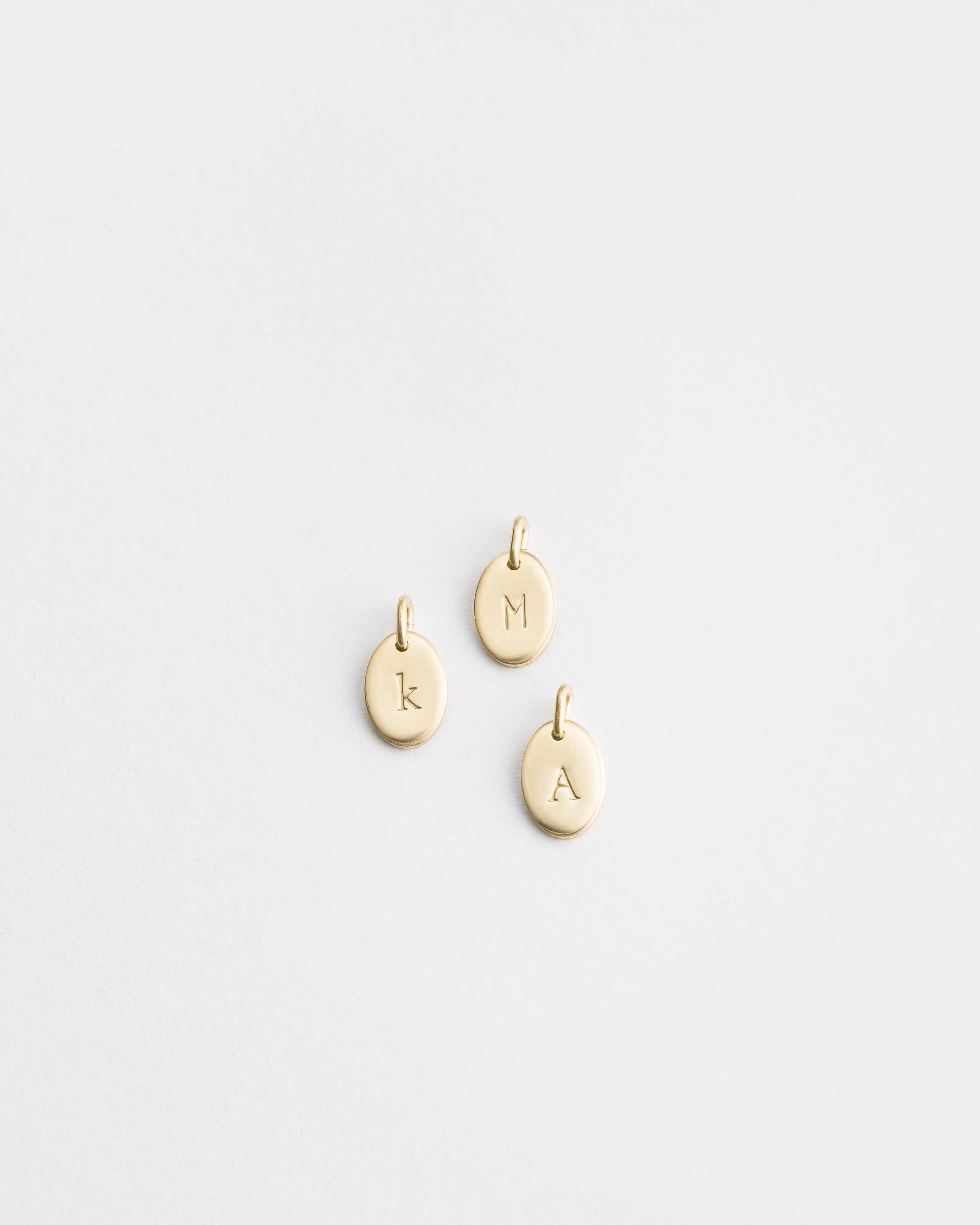 Extra Mary Oval - 6x9mm Dazzling Feature