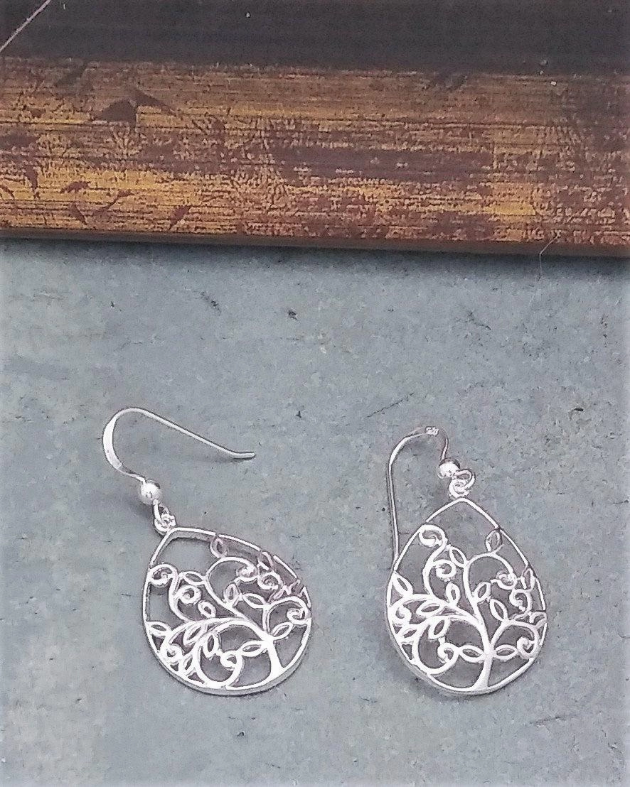 Sparkling Shine Finest Feature Sterling Filigree Tree Earrings