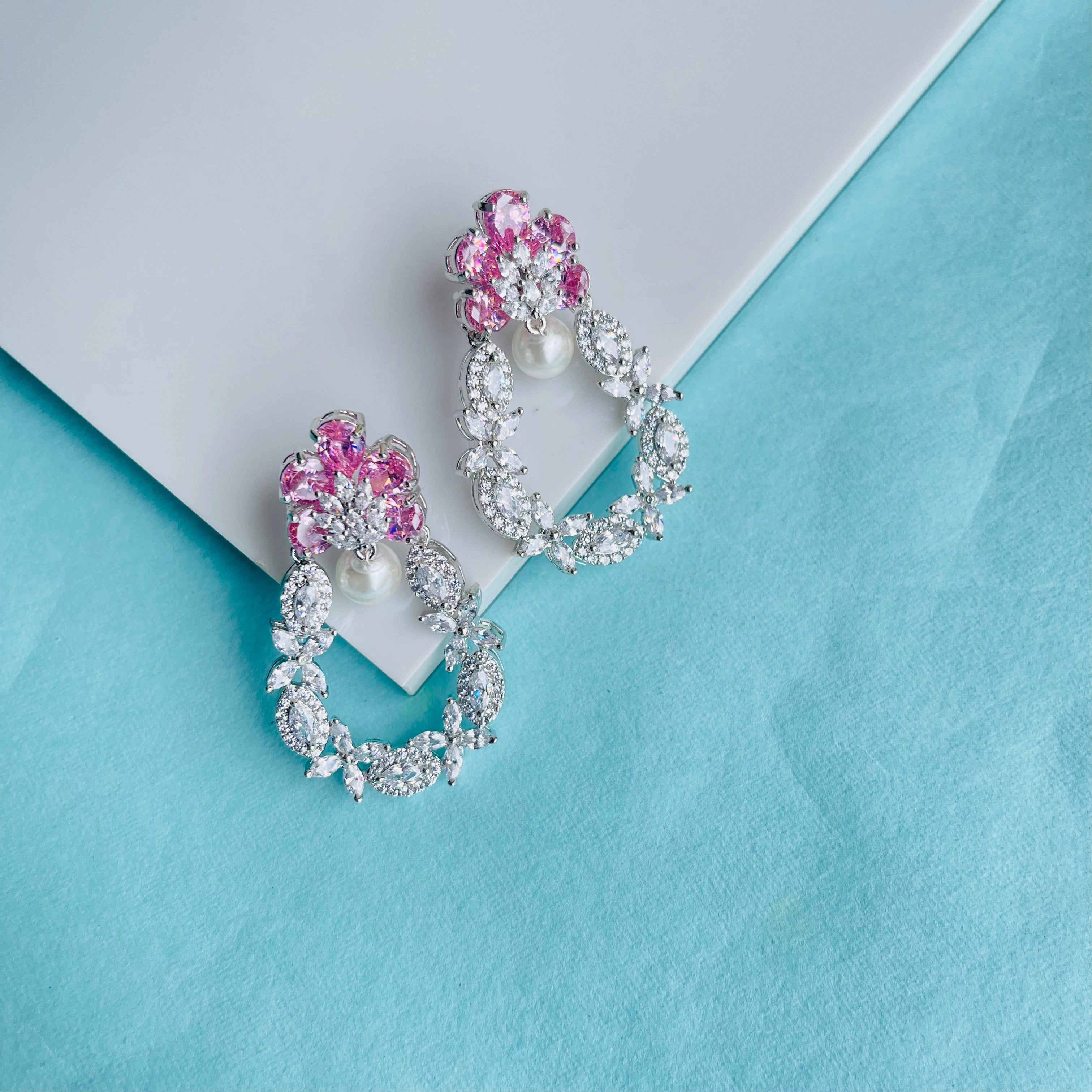 Flirty Accent Distinctive Touch Pearto marquise pearl earring