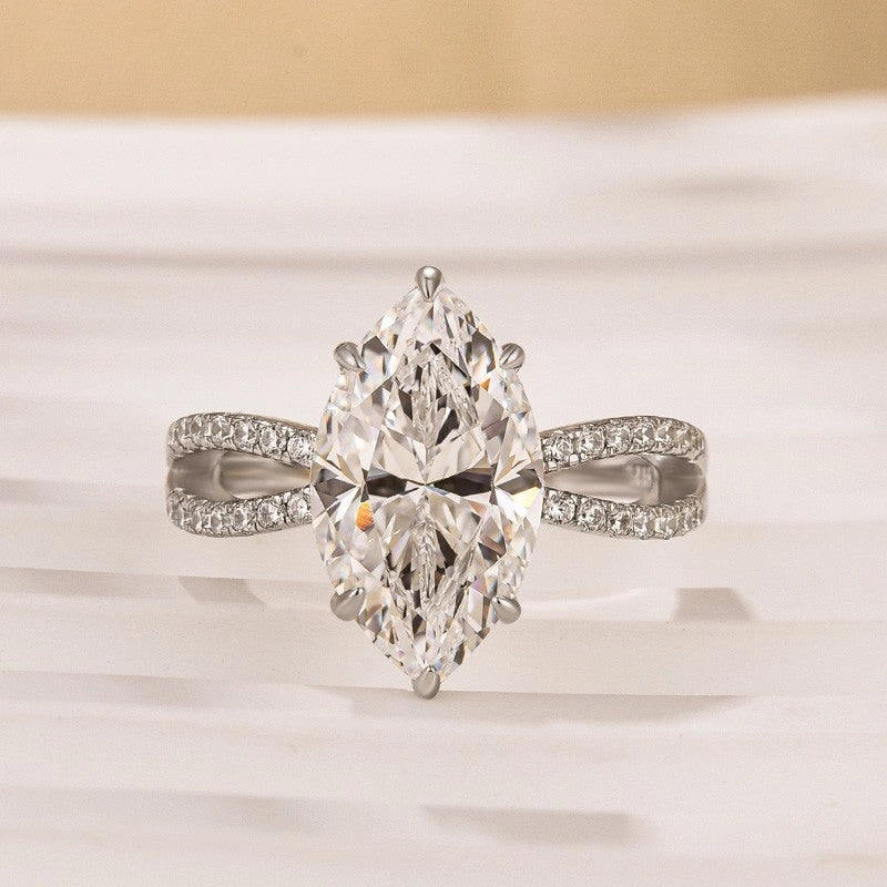Fresh Mood Unique 4.0Ct Marquise Cut Twist Travel Ring Engagement Ring