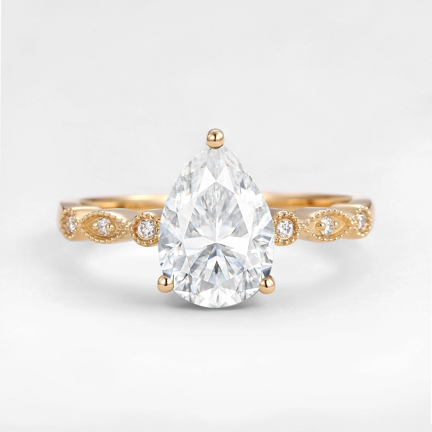 Modern Line Refined Craft Unique Inspired Pear Shaped Moissanite Engagement Ring
