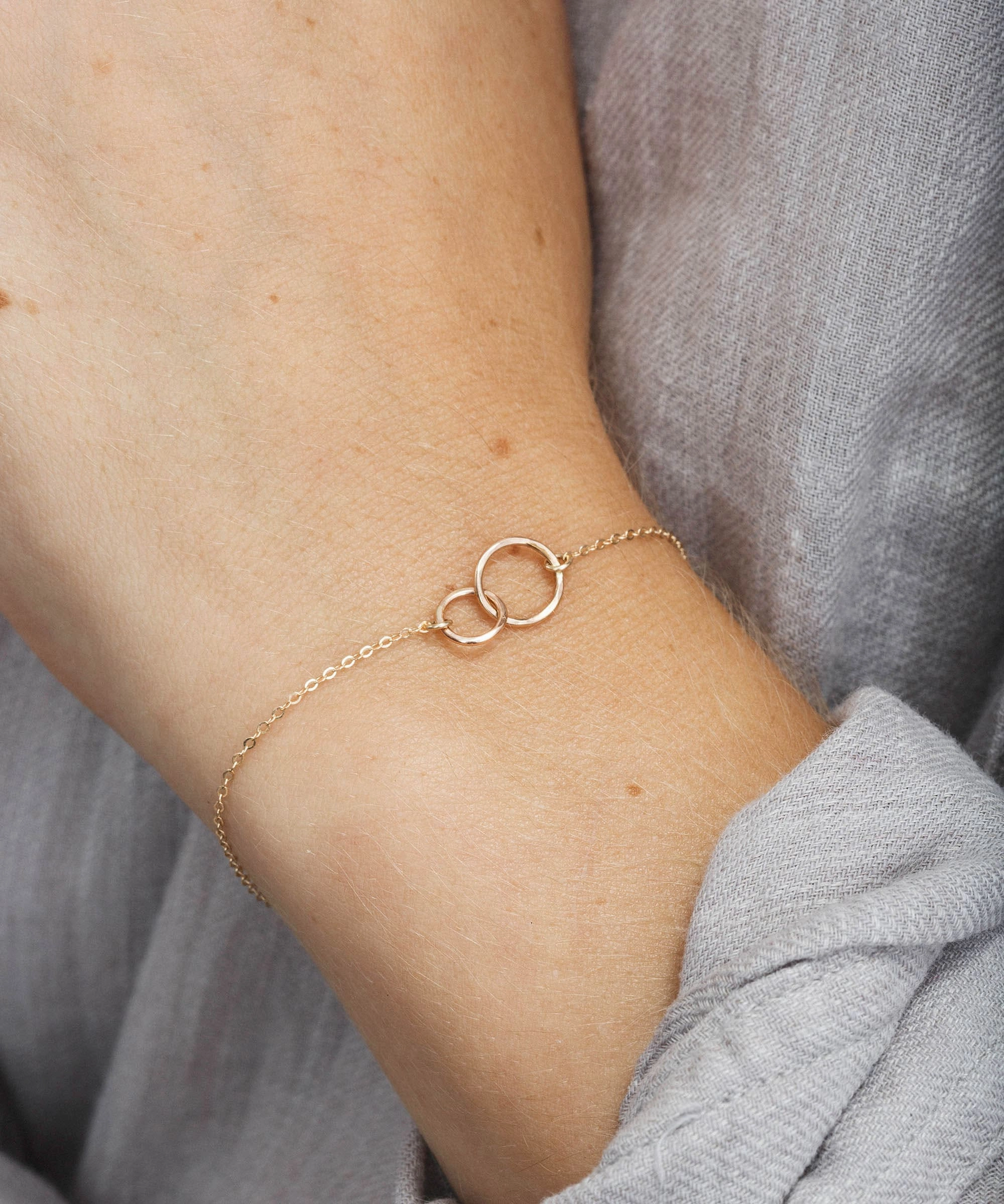 Cozy Layers Petite Shine Unity Links Bracelet