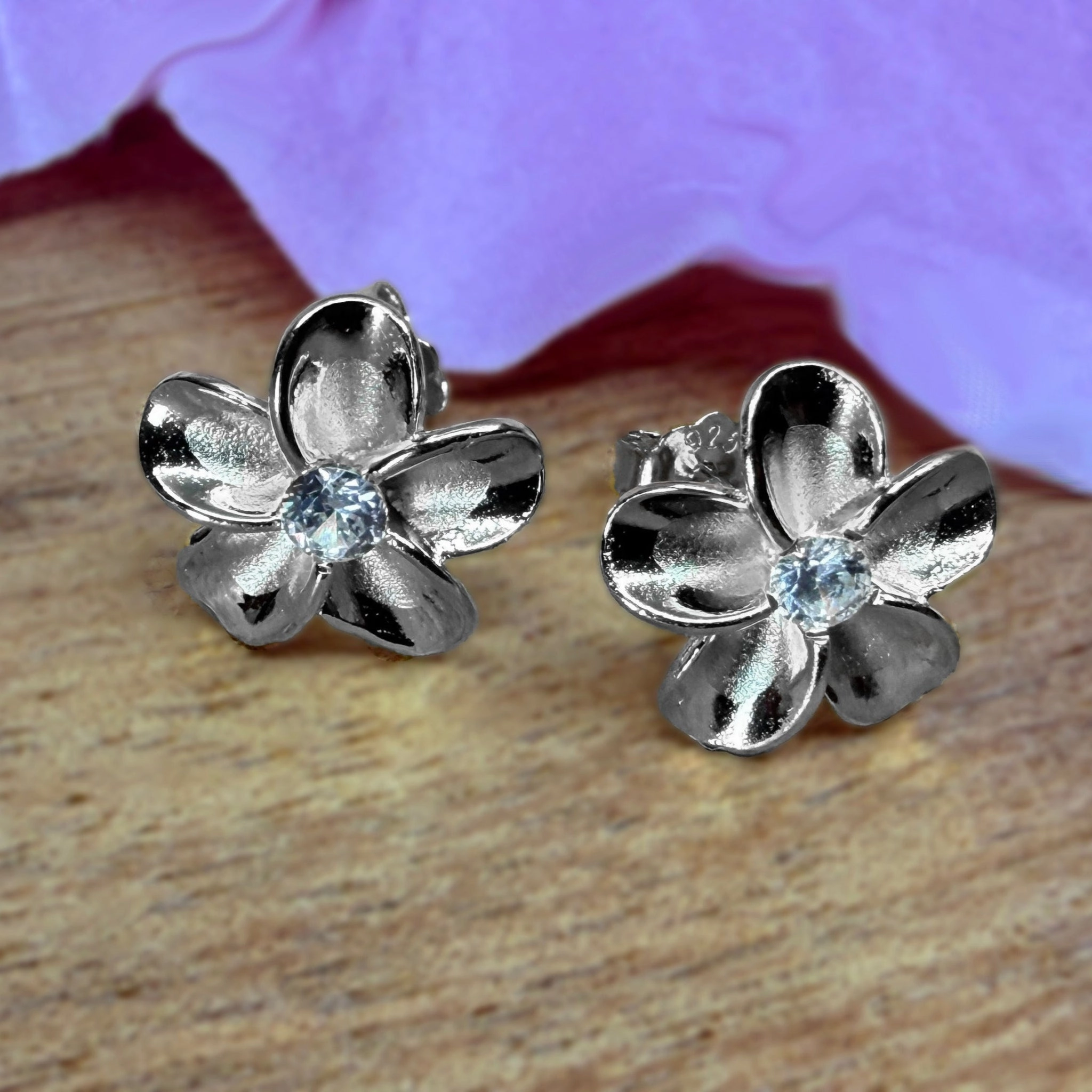 Oversized Piece High-Quality Adornment Nui Plumeria Cubic Zirconia Earrings