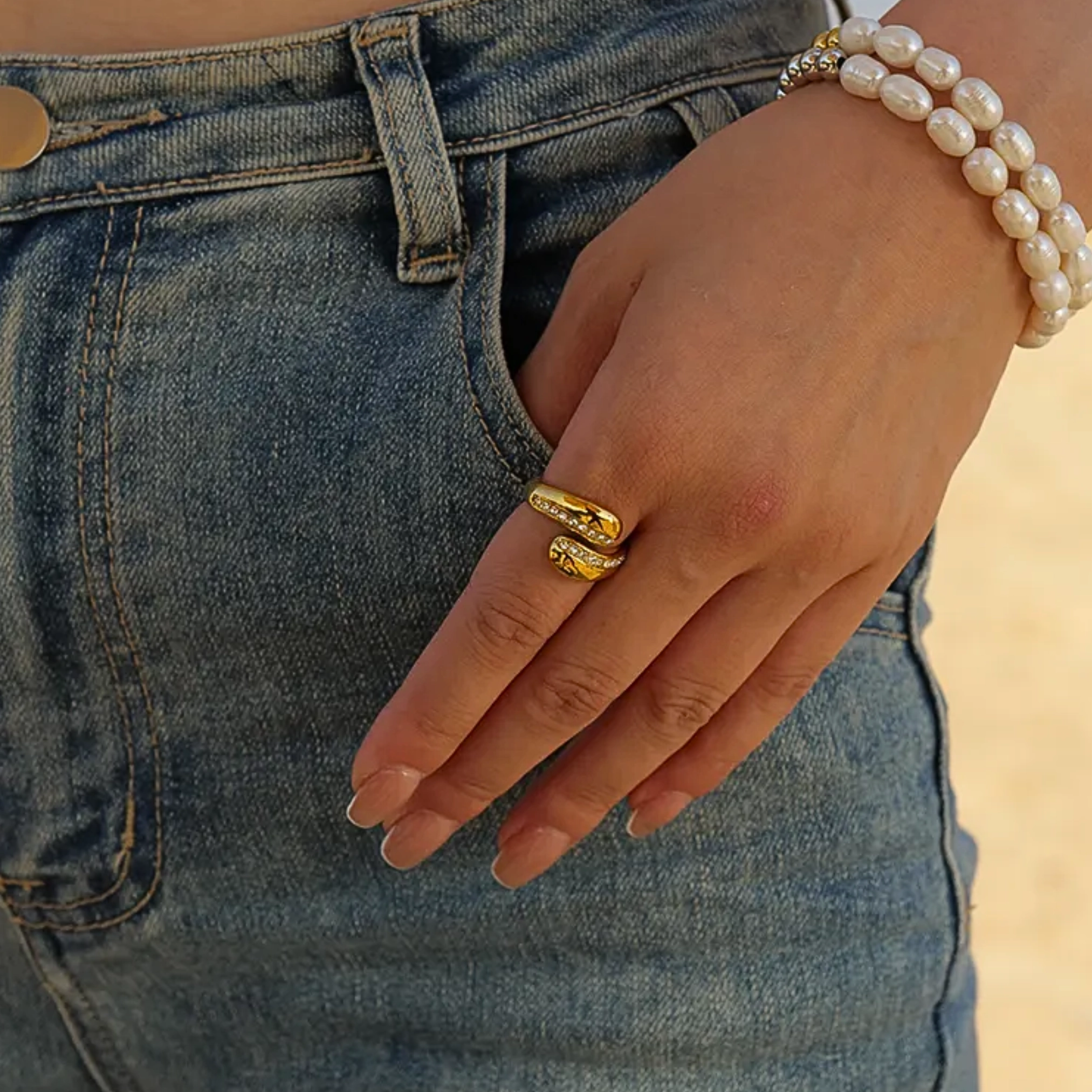 Strong Design Cherished Accent AALIAA RING