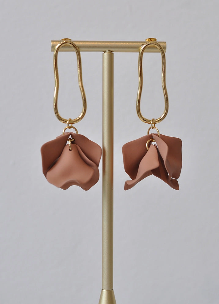 Elsa Earring Grand Ornament Rectangular Item