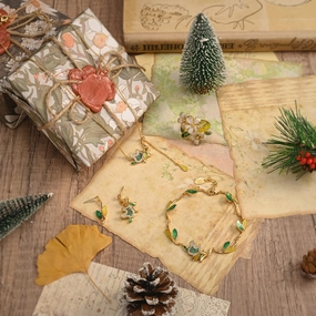 Stylish Spark Eternal Expression Four Leaf Clover Jewelry Set with Gift Wrapping