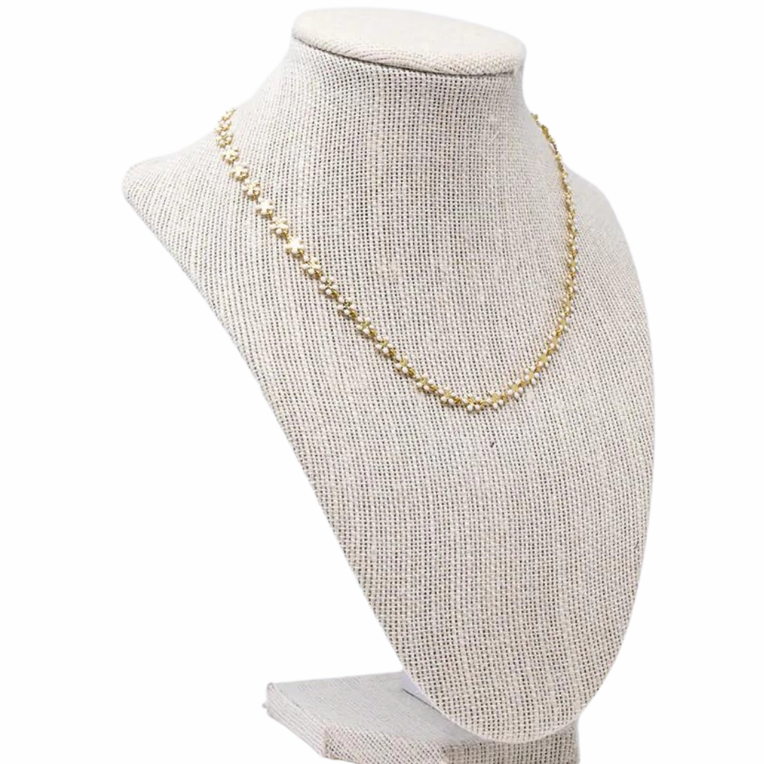 White Daisy Chain Luxury Ornament Home Gathering