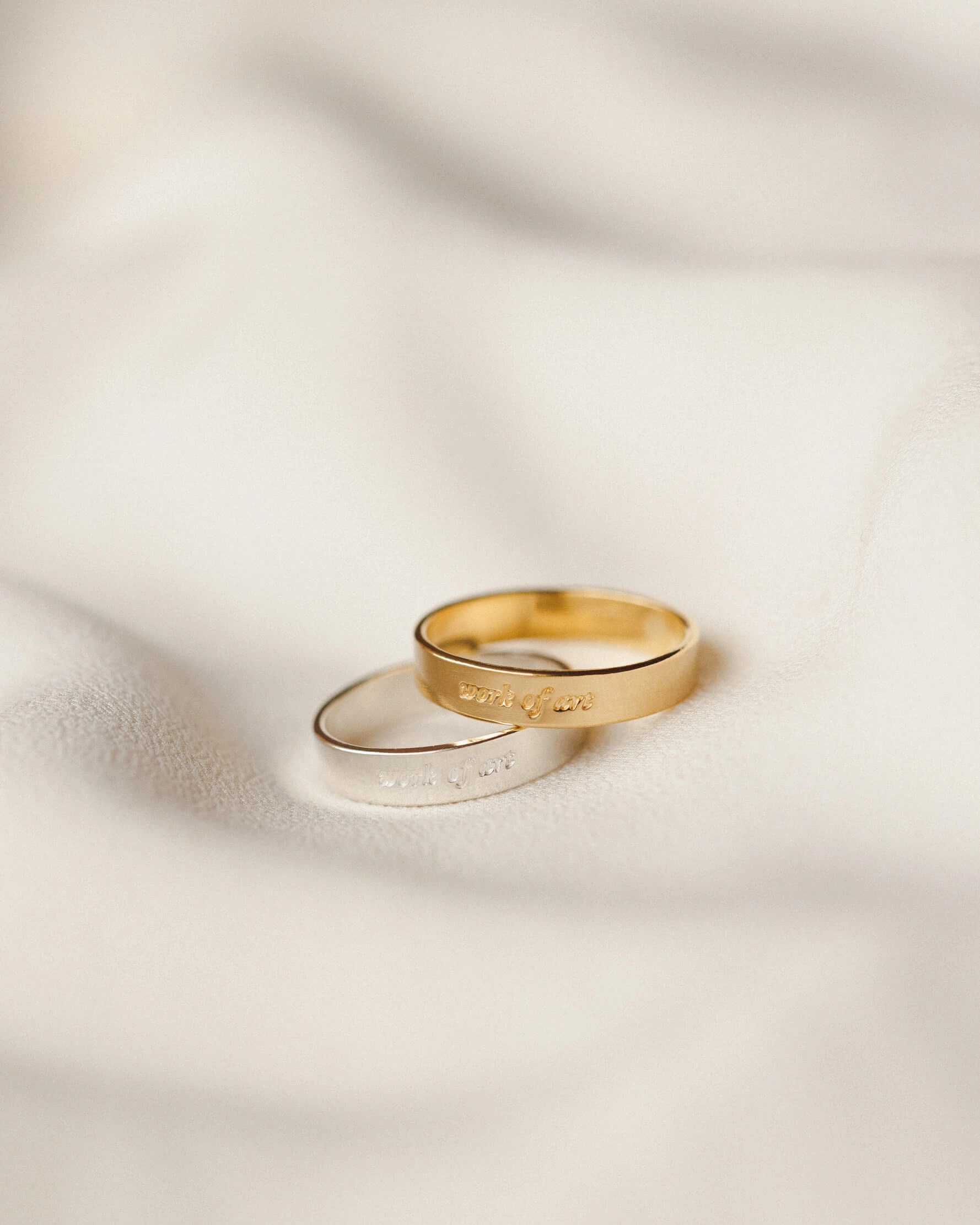 high contrast Work of Art Meuse Band