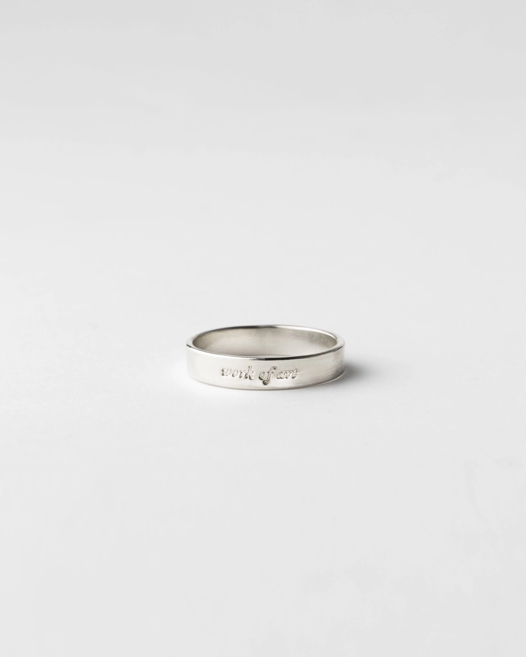 Glamorous Accessory Gift Box Work of Art Meuse Band